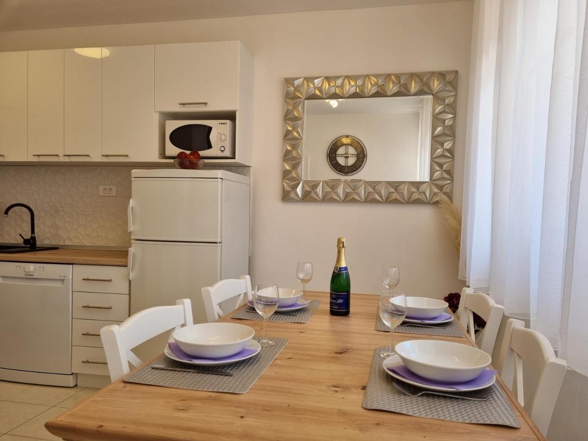 Babylu Apartman Zadar Exteriör bild