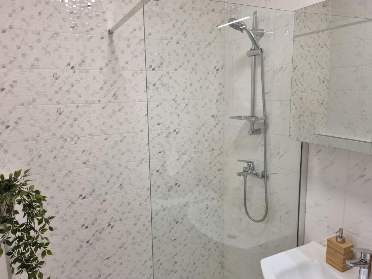 Babylu Apartman Zadar Exteriör bild